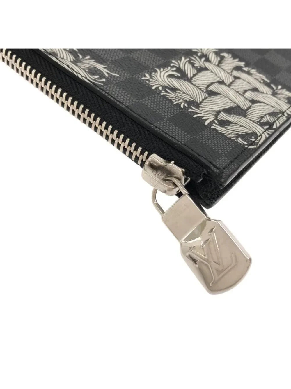 Louis Vuitton Damier Graphite Pochette Jour GM